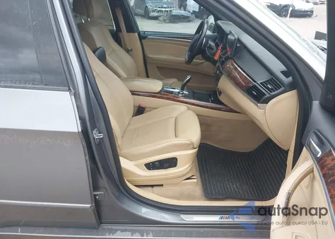 2013 BMW X5 xDrive50I из США, поврежденный, VIN 5UXZV8C52D0C15272